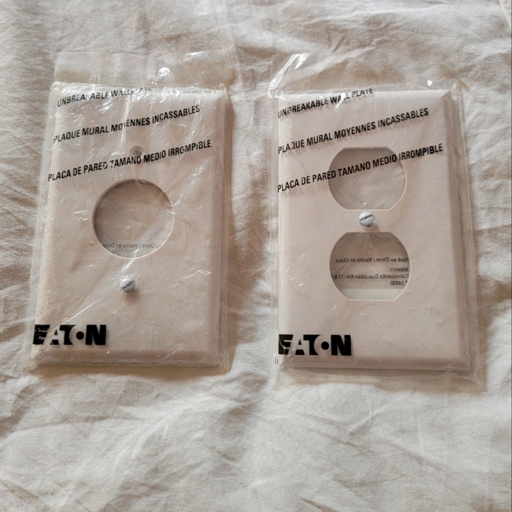 Eaton Outlet wall plates